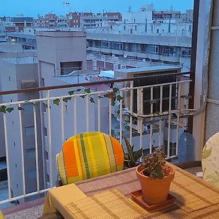 Appartement Al Lado De Barcos Y Gran Playa. *